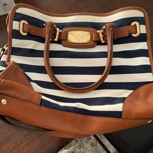 Michael kors purse for sale